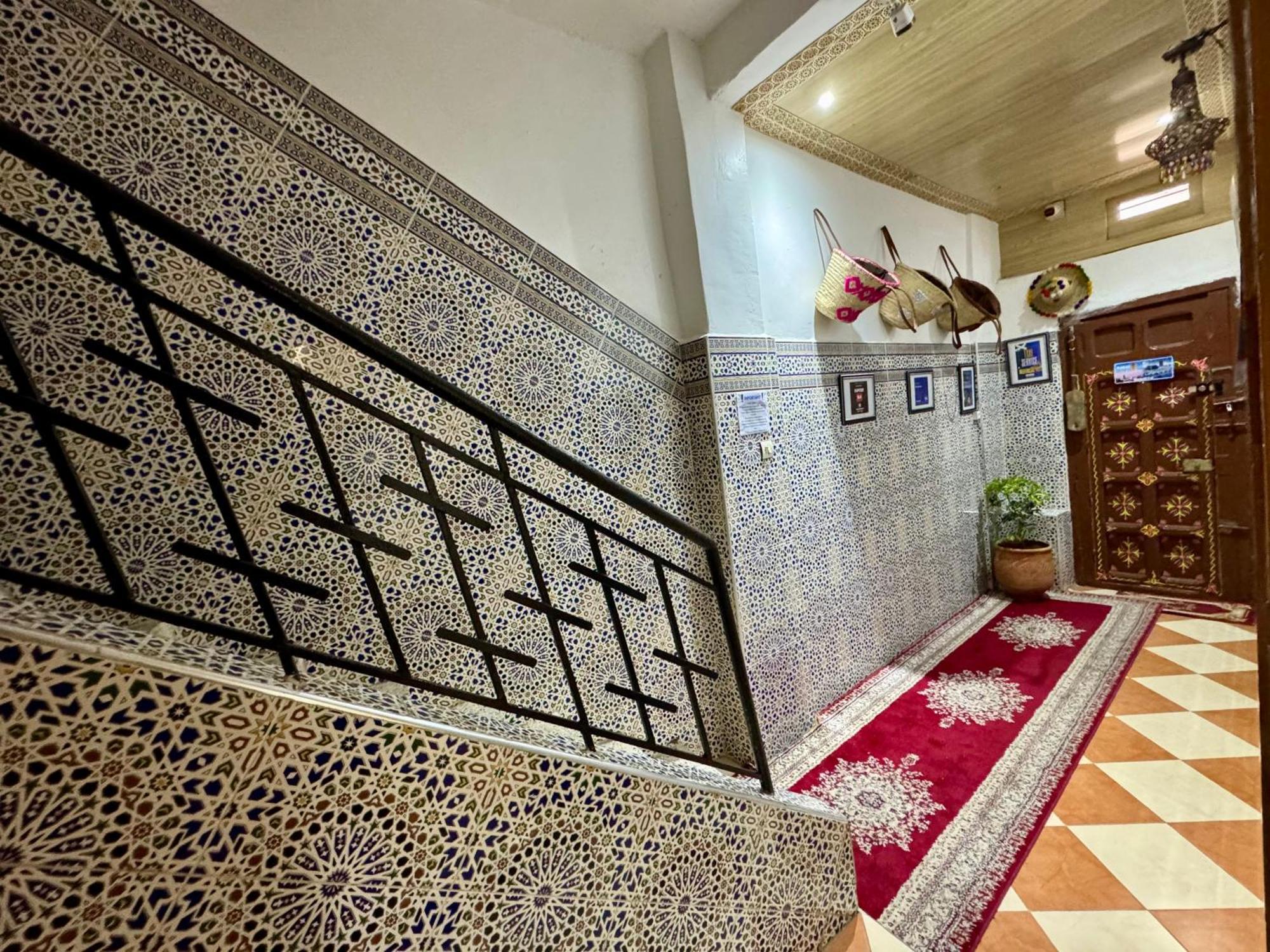 Hostel Dar Oussama Rabat Exterior foto